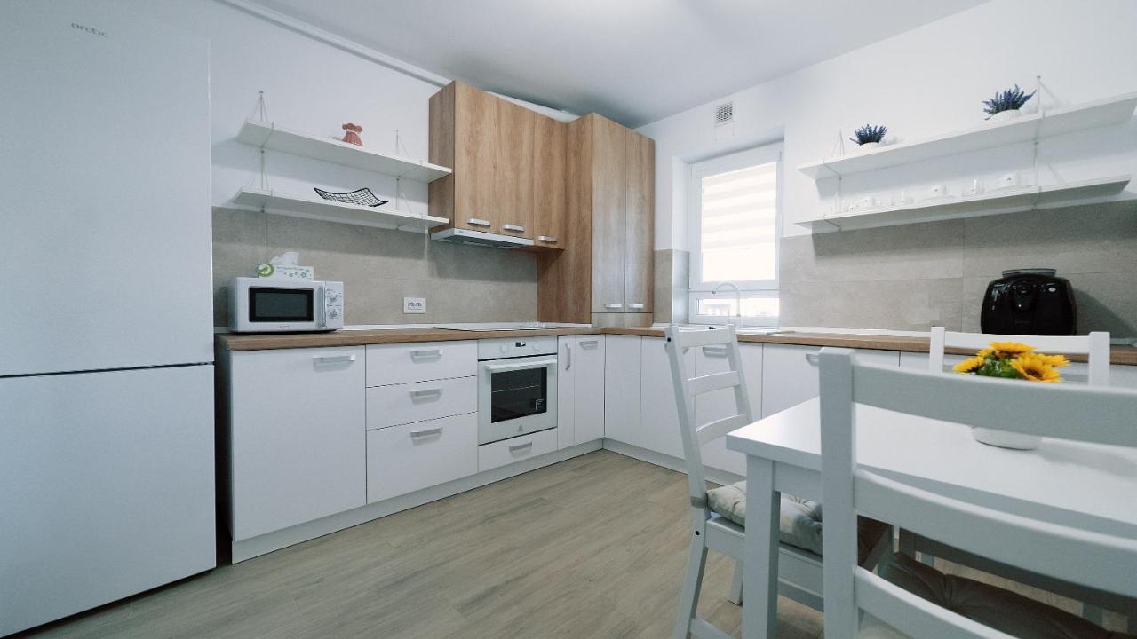 Sweet memories Apart Coresi 1 Braşov Exterior foto