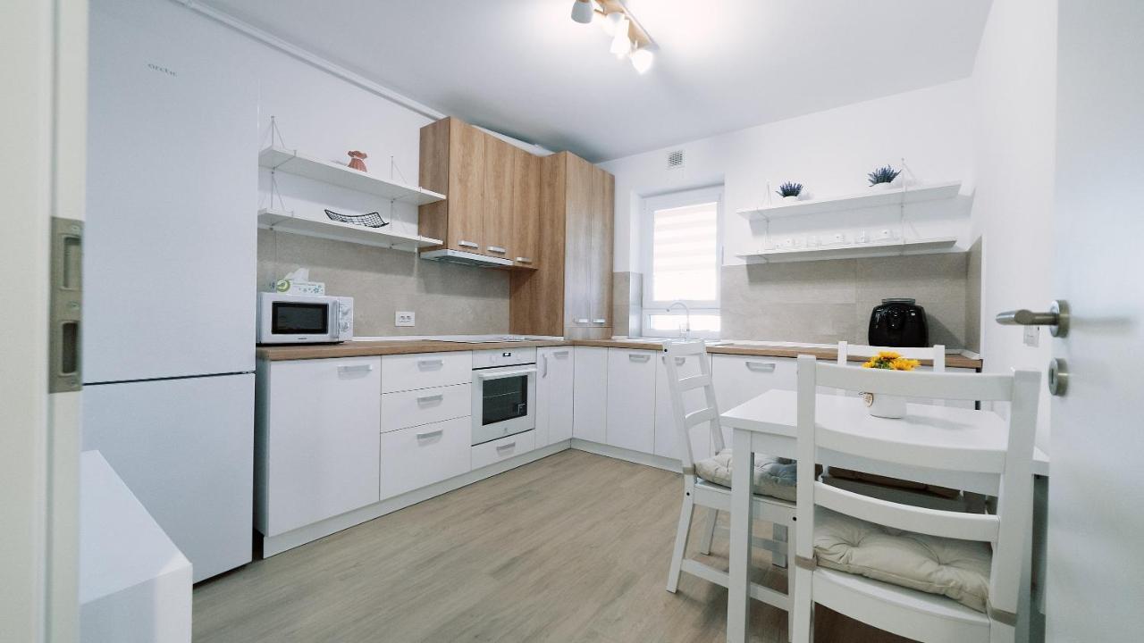 Sweet memories Apart Coresi 1 Braşov Exterior foto